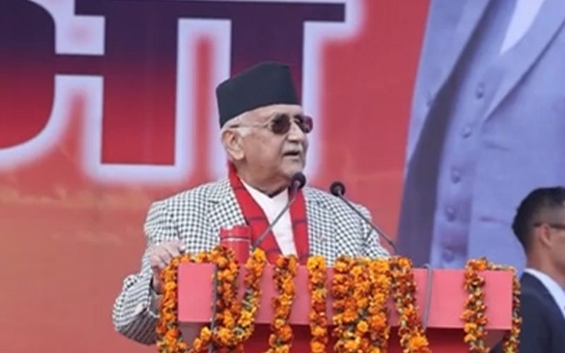 तपाईहरु तेस्तै चटके पाराको हेर्नुहुन्छ ओलीःप्रचन्ड र नया दलमाथी आक्रोश ओली सरकारको चुनौती खबरदार ?