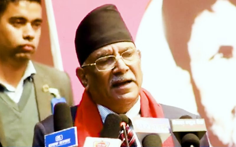 तपाईहरु ३२ बर्षको हुनुहुन्छ म ७१,प्रचन्डले दिए कडा तरिकाले जवाफ |