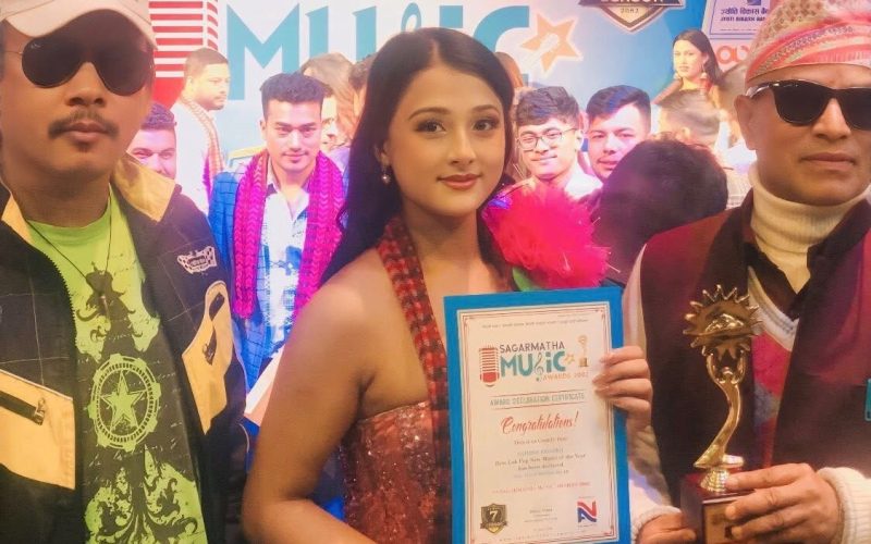जेनतेनले जित्यो सगरमाथा अवार्ड |